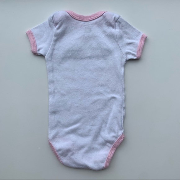 3/$10 CALVIN KLEIN Baby girl bodysuit 0-3m - Picture 3 of 3